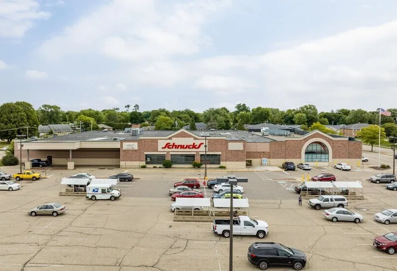 Former Schnucks Grocery — 1501 Creston Park Drive, Janesville