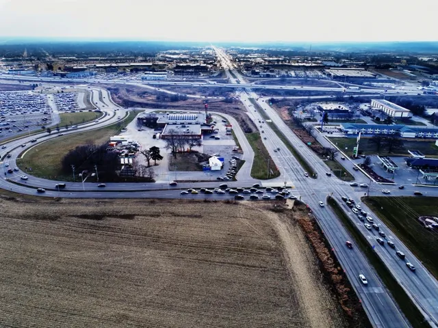 I-90 Milton Ave Land Sale Janesville — 3930-3940 Milton Avenue, Janesville